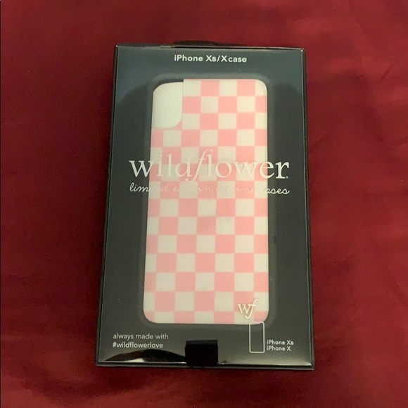 NWT WILDFLOWER IPHONE X/XS CASE 🌸✨ - Picture 2 of 3